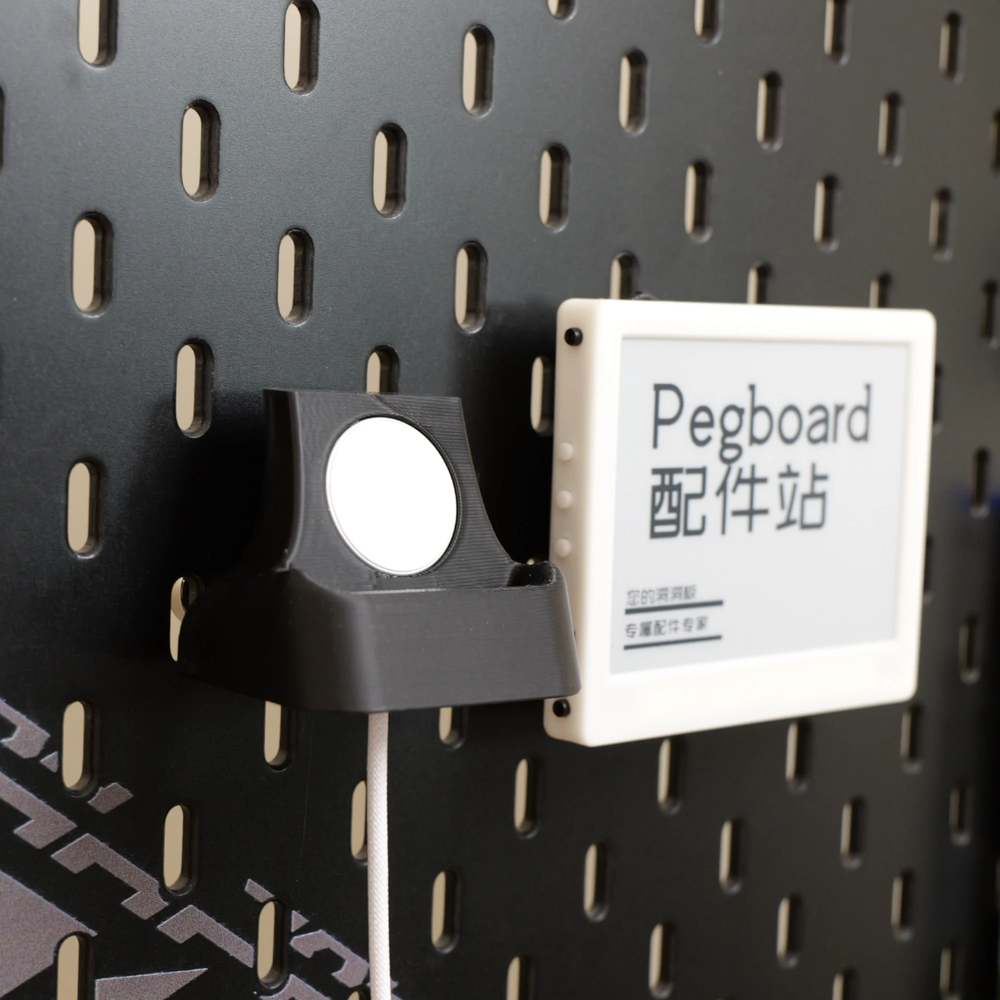 حامل متوافق مع ساعة أبل وسماعات إيربودز من سكاديس، منظم تخزين منزلي، لوحة بلاستيكية مثقبة، إكسسوارات للتركيب الذاتي، صناعة صينية