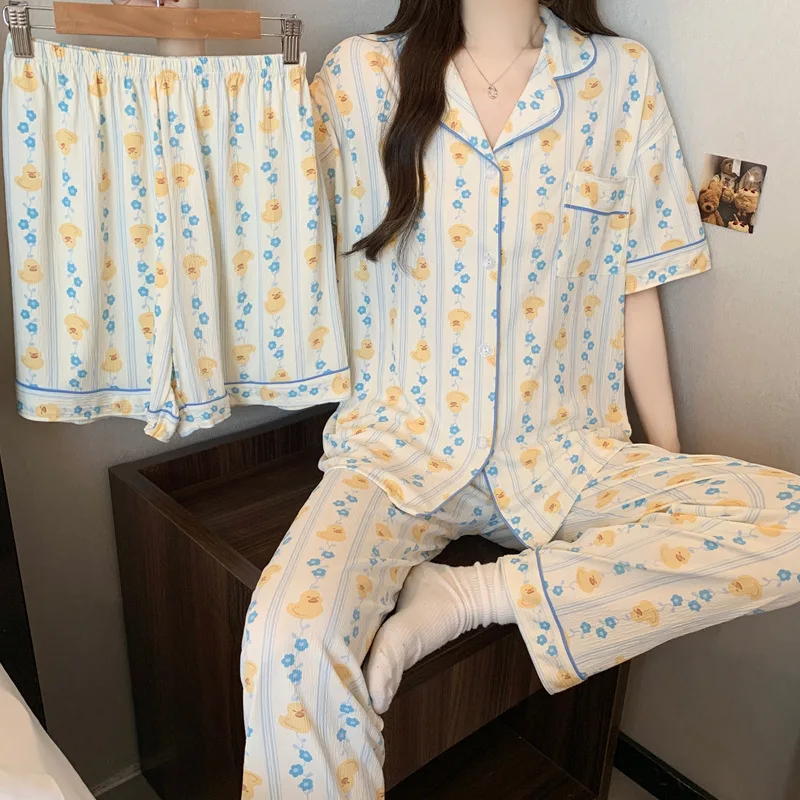 

Women's Hot Selling Short Sleeved Sleepwear Home Wear Three Piece Set Summer Floral Loose Short Sleeved Pants Sleepwear Set