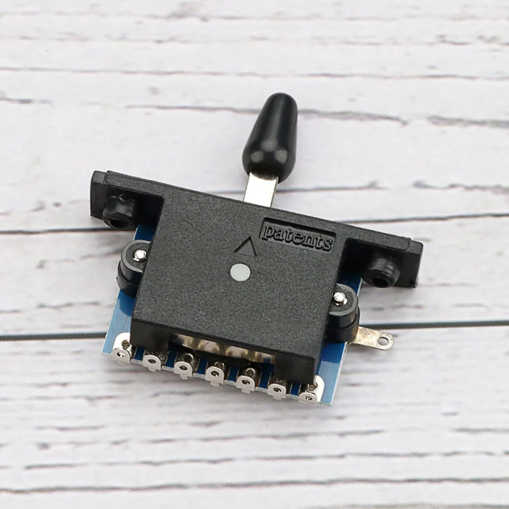 

3 Way Metal Guitar Pickup Switch Sturdy Build Bright Finish Improves Tone Flexibility Ideal for Guitar Modifications Universal