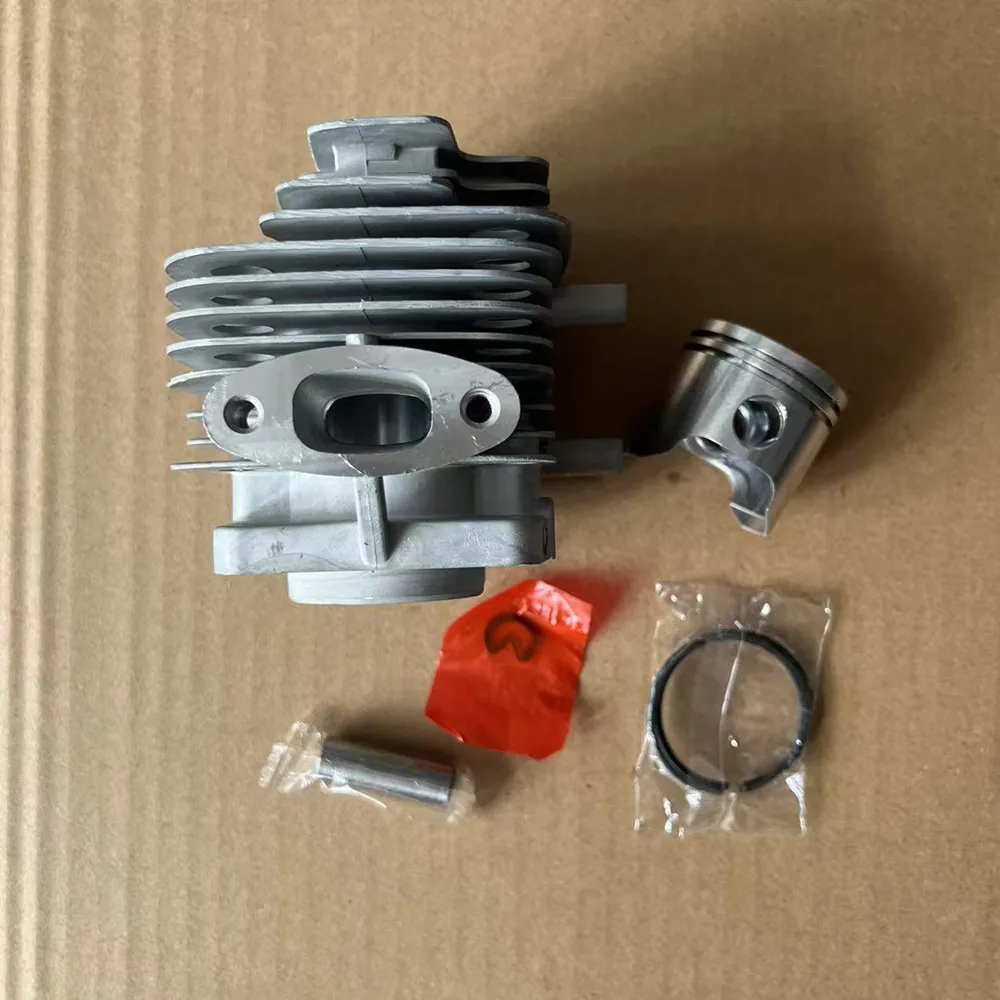 

BC42 КОМПЛЕКТ ПОРШНЕЙ ЦИЛИНДРА 40 ММ ДЛЯ MARUYAMA CER420 AE420 CE420 BC422 BC4321 MBS420 MBS422 BCF4200 BCH42HT 41.5CC 2MIX ЩЕТОР