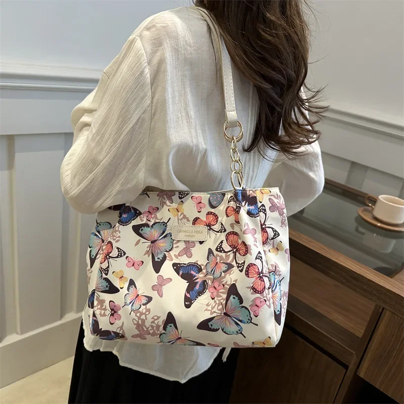 

New Cute Butterfly Girl Casual Large Capacity Simple Commuting Fashion Crossbody Bag Personalized Single Shoulder Tote Bag