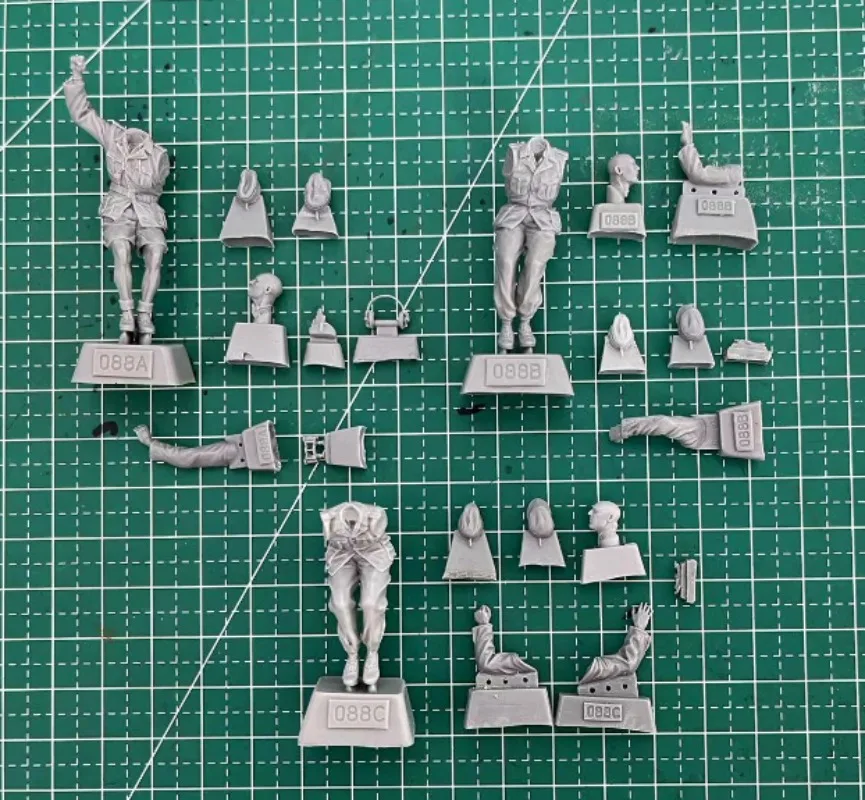 1/35  Resin Figure Model Building Kits Historical Military Hobby GK Tank Crew 3 Persons Unassembled Unpainted DIY Toys C952A