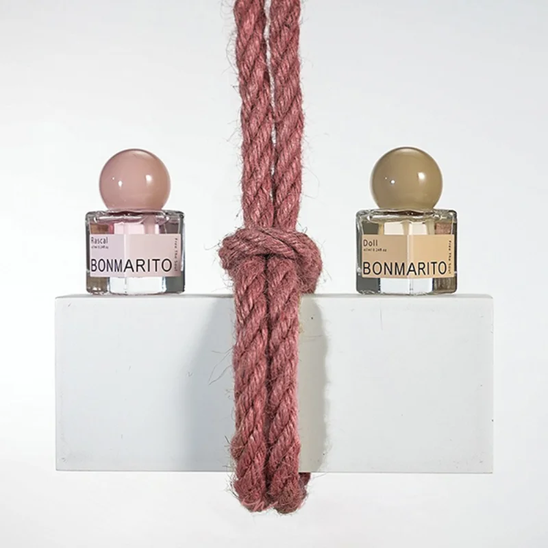 

Женский фруктовый парфюм 7 мл, древесно-цветочный аромат, стойкий, соблазнительный запах с цитрусовыми верхними нотами и землистыми базовыми нотами.