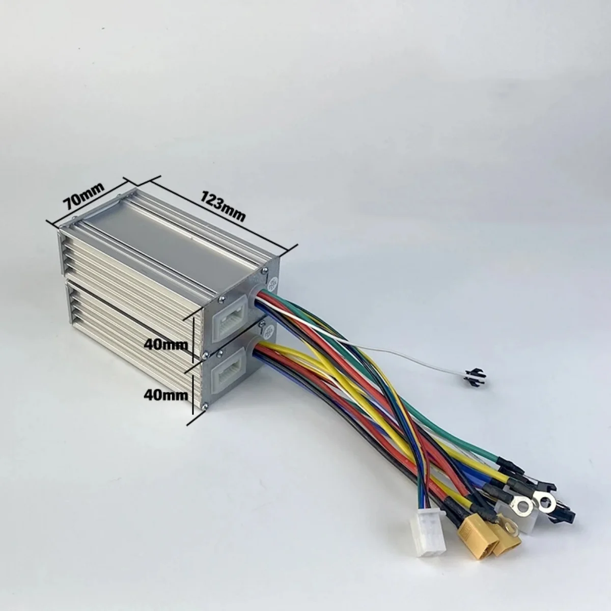 

YunLi 9Mosfets 48v 25A/52V 28A/60V 28A контроллер дисплей ускоритель для электрического скутера измерительный прибор