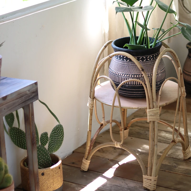 حامل زهور منسوج من الروطان الطبيعي، أوعية هبوط شمالية للنباتات، رف متعدد الطبقات للنباتات، ديكور رف الشرفة