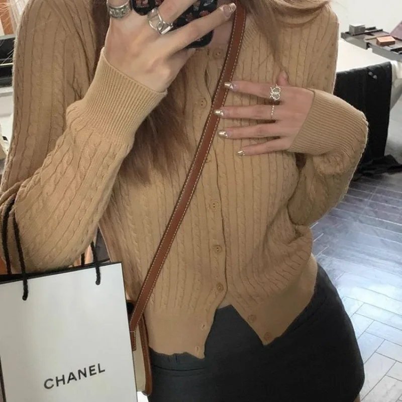 

Корейский модный короткий вязаный свитер, женский осенний новый свободный вязаный кардиган с круглым вырезом, повседневные тонкие топы с длинными рукавами Y2k