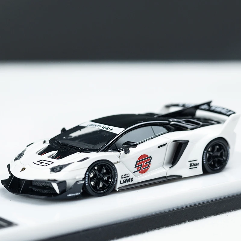

Масштаб Mini 1:64 Lamborghini LP700 GT EVO, модифицированная модель автомобиля из смолы с широким кузовом, игрушка для мальчиков, коллекционное украшение для взрослых.