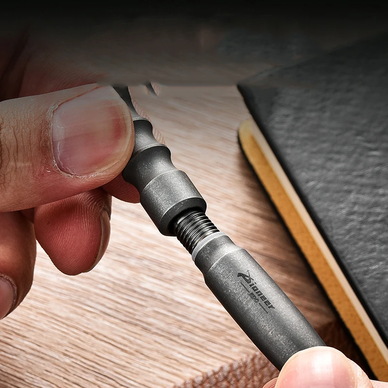 Imagem -04 - Titânio Portátil Edc Tactical Pen para Mulheres Mini Auto-defesa Signature Pen Janela Quebrando Acampamento ao ar Livre Novo