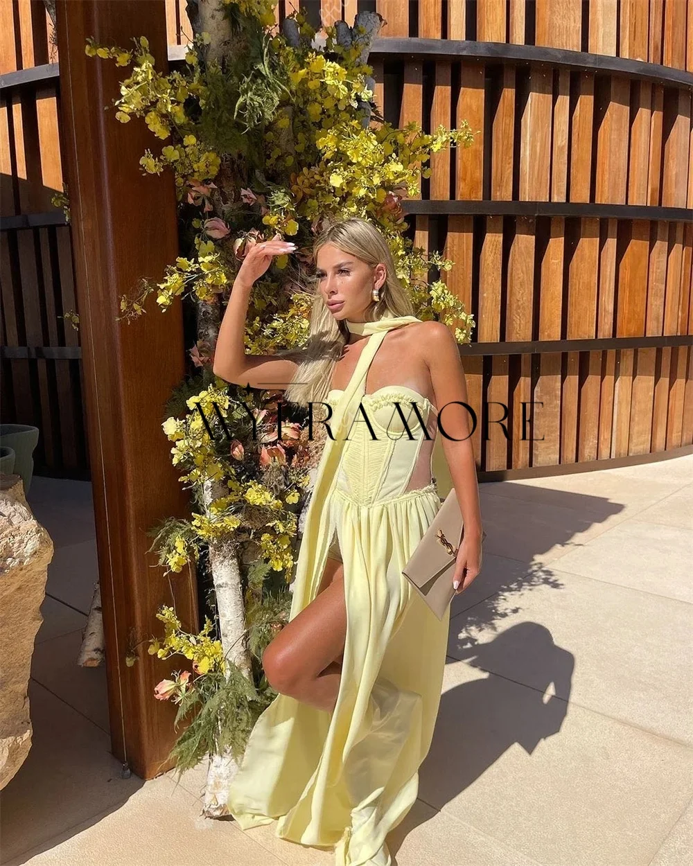 Einfache herzförmige Abendkleider, A-Linie, Rüschen, Seitenschlitz, Party-Abschlussball-Kleider, maßgeschneidert