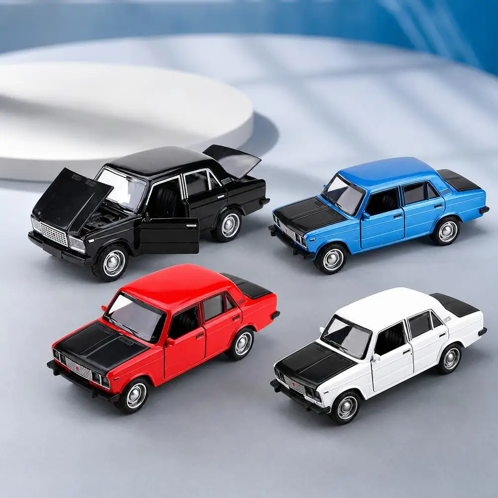 1:36 Scale Retro Classic Sedan Diecast Toy Car Alloy Model Car Openable Doors Hood Trunk Pull Back Vehicle Collection Gift