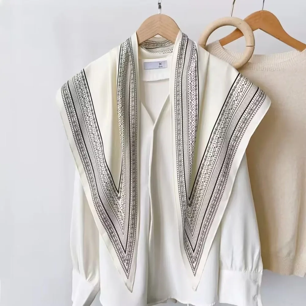 

Women's Elegant Sun Protection Triangle Scarf Multiway Wrap Thin Silk Scarf Fashion Accessory