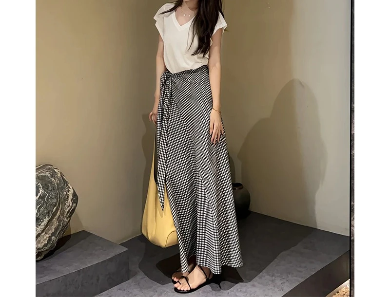 

Black White Checkered Midi Skirt Women Summer 2025 New A Line Tie Waist Retro Long Skirt Outfit