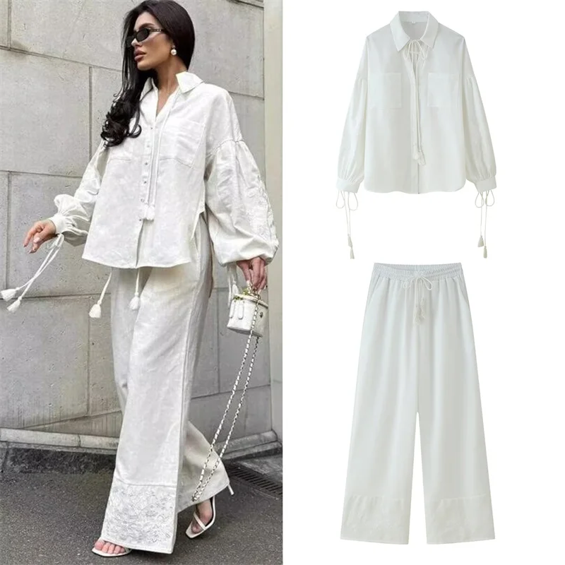 

Новый женский костюм 2025 года, летняя белая рубашка с длинными рукавами и вышивкой, комплект брюк, украшение с кисточками, повседневная мода, индивидуальность