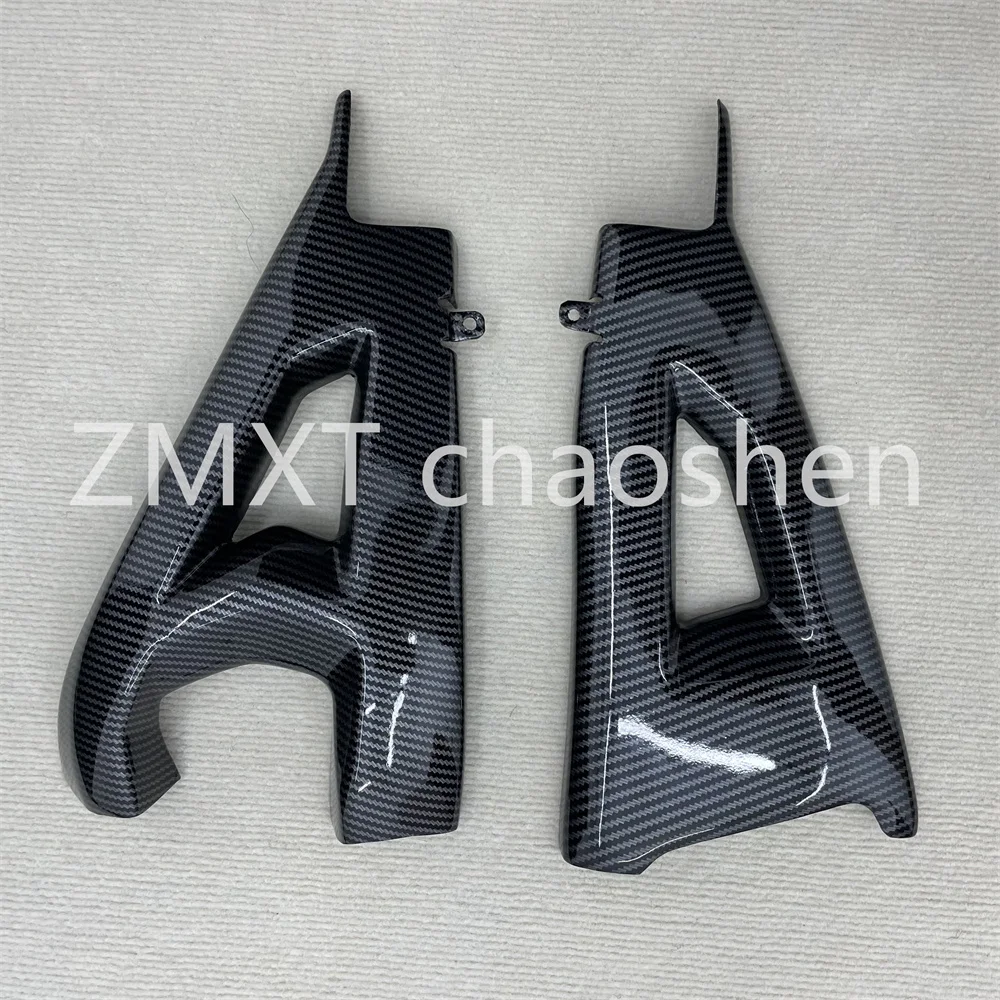 

Applicable to Kawasaki ZX10R ZX10RR 2016, 2017, 2018, 2019 carbon fiber paint rear rocker arm cover chain cover fairing