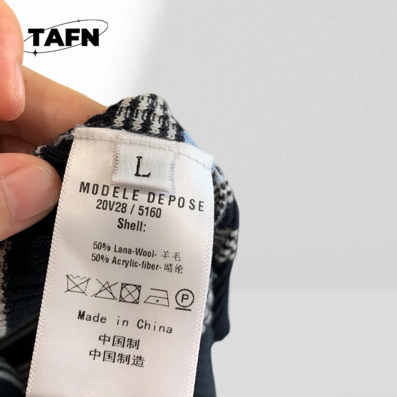 سترة كشمير أنيقة بتصميم عتيق 2025، دافئة وناعمة للاستخدام اليومي غير الرسمي، تصميم مستوحى من الطراز القديم لـ AI0352 غير الرسمي