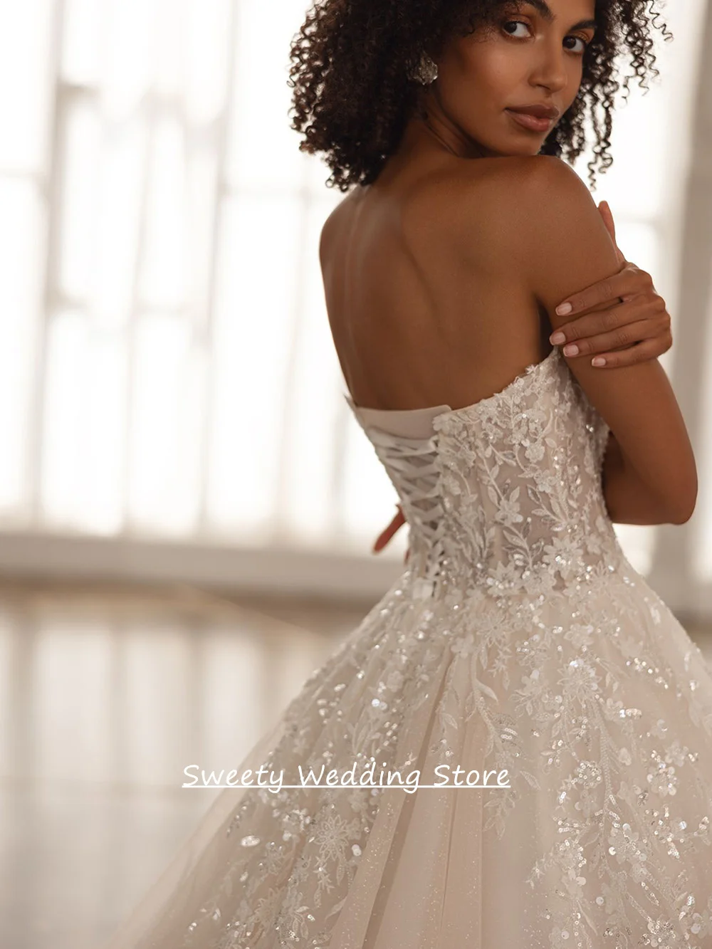 Sparkling Ball Gown Wedding Dress Customized Detachable Puff Sleeves Sweetheart Sweep Train Corset Bride Bridal Gowns