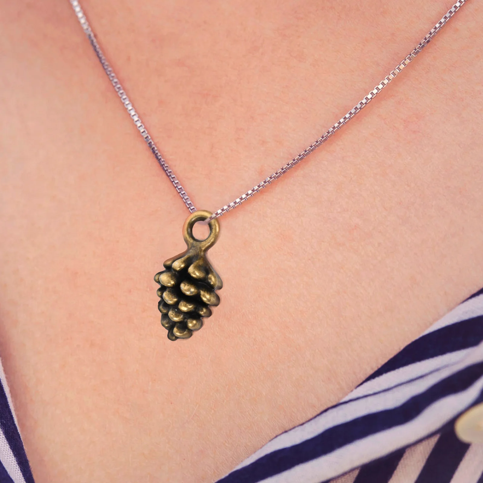 

60pcs 60 Retro Pine Cone Pendants Alloy Jewelry Charms Decorative 3d Christmas Diy Earring Necklace Making Bracelet Projects