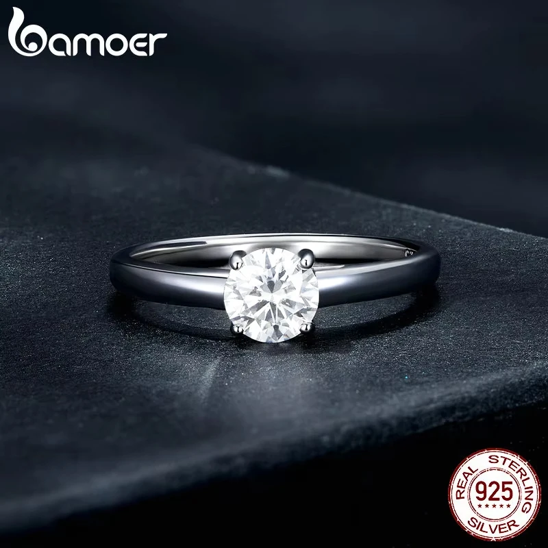 D Color VVS1 Moissanite Ring, 925 Silver