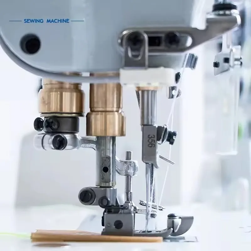 High-Speed Five-Thread Direct Drive Sewing Machine With Big Square Head Metal Mechanical Needle Feed For Car Blanket Wrapping