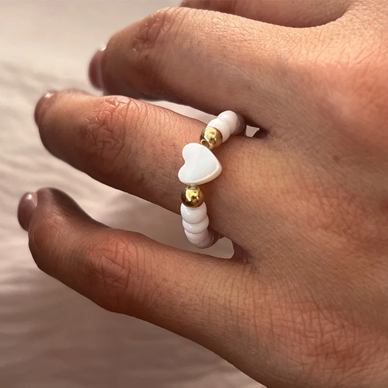 New Tide Personality Design String of Beads Elastic Cord Heart Shape Shell Rings for Women Elegant Love Round Bead Rings Jewelry