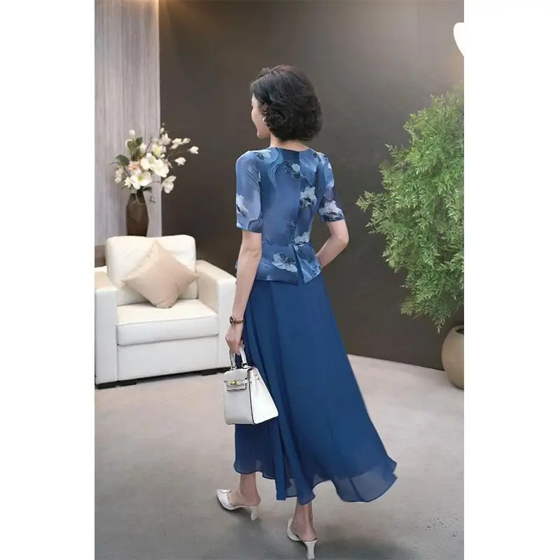 French Simple, Generous and Decent Fake Two-piece Dress Dopamine Travel Season Travel Photo Shoot Beautiful Long Dress