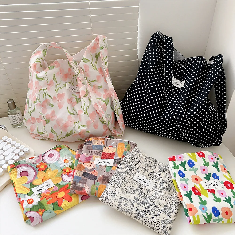 

42cm*32cm Cute Cartoon Hand Bag Handbag Women Wrist bag