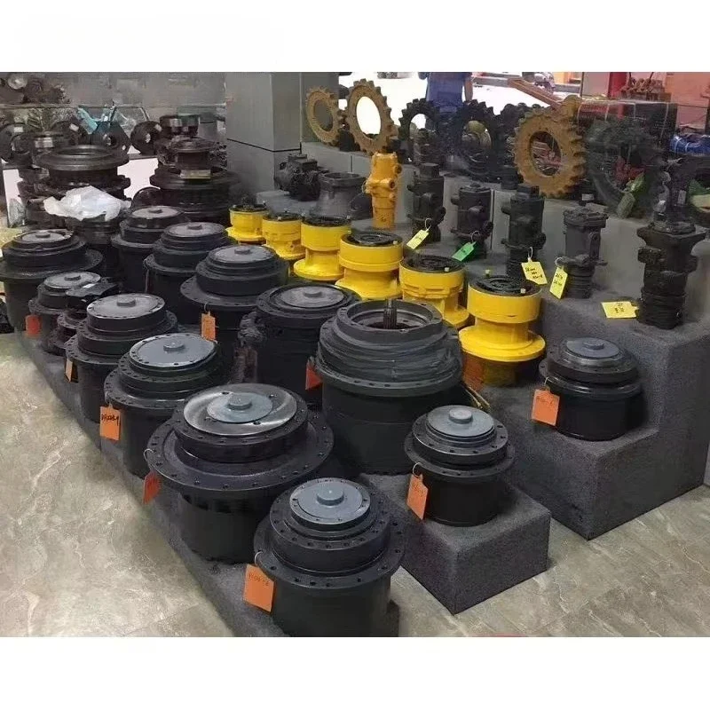 Excavator Parts TM04 GM04 Travel Motor Assy PC35 PC40 Final Drive Travel Motor for Komatsu