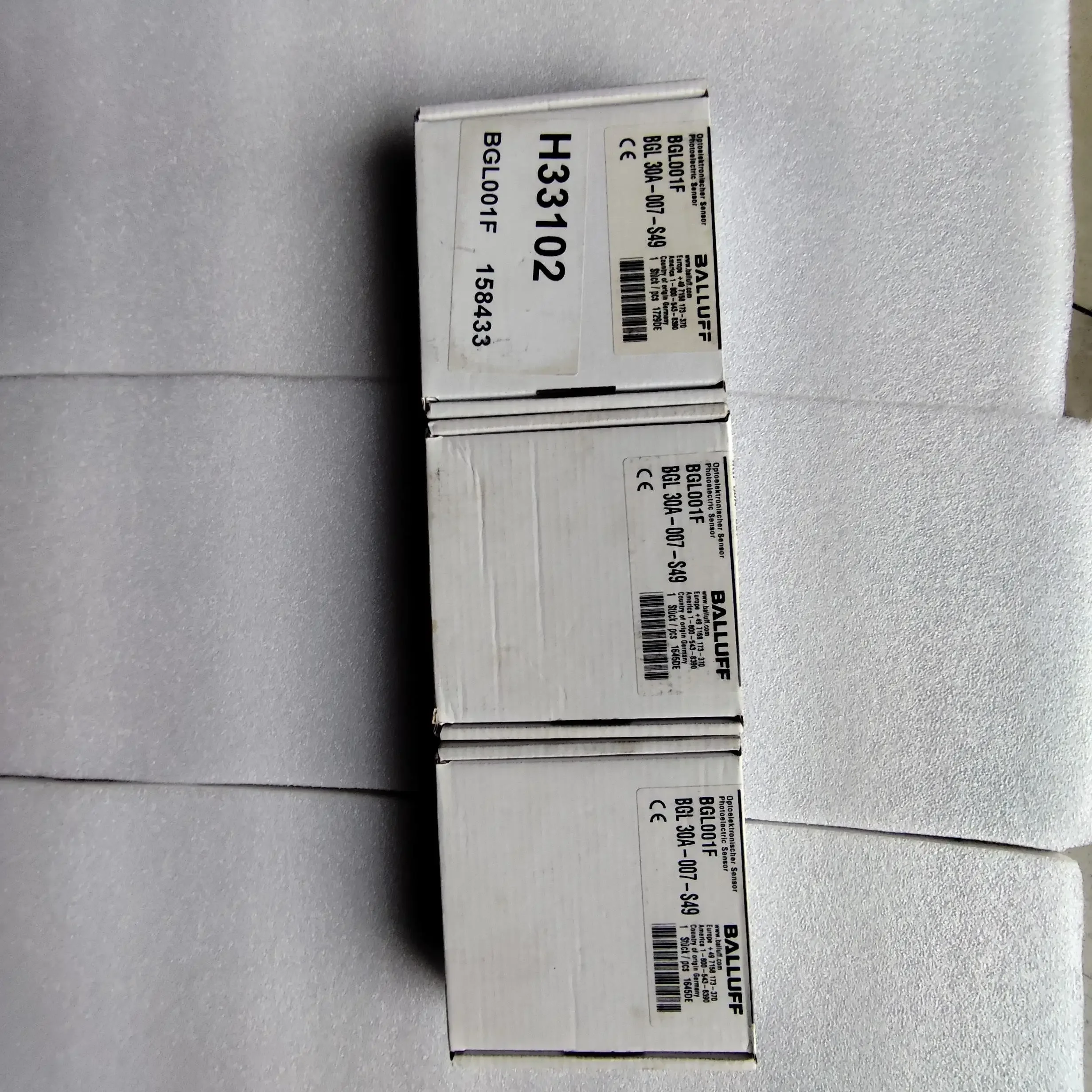 * In Stock * Promotional Balluff Photoelectric Sensor BGL001F BGL 30A-007-S49, Sent On The Same Day