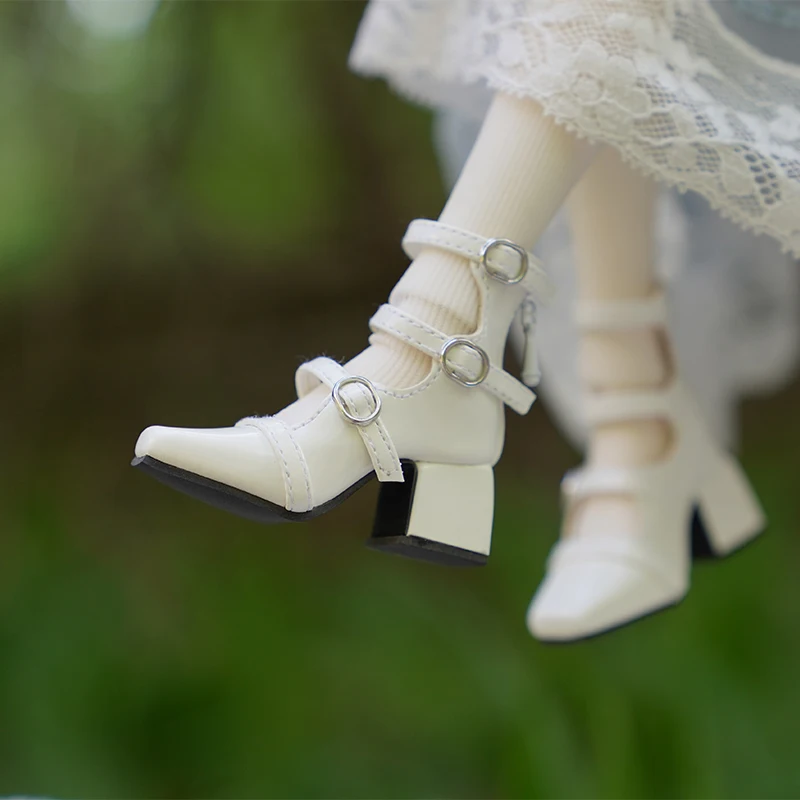 

1/4 Bjd Doll Shoes Handmade 6.5cm*2.4cm*1.8cm Fashion Solid Color Multi Button High Heel Leather Shoes For Bjd doll Accessories