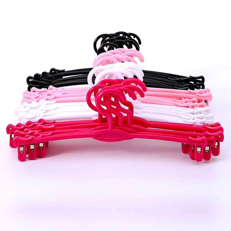 Plastic Hangers with Clips Durable Pants Clothes Plastic Underwear Hangers with Clips for Lingerie Shop Display Bras 30 pcs/lot