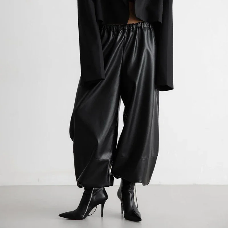 กางเกงบลูมเมอร์หนัง PU ทรงหลวมสำหรับผู้หญิง สไตล์ลำลองแบบ High Street กางเกงรูดเชือกสำหรับงานปาร์ตี้ คลับ  คอลเลคชั่นใหม่สำหรับฤดูใบไม้ร่วง