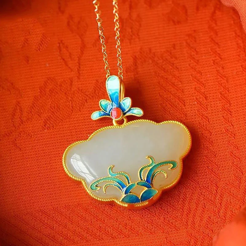 Natural Hetian Yuxiangyun Enamel Porcelain Longevity Lock Pendant Necklace Elegant Charm Classical Ladies Silver Jewelry