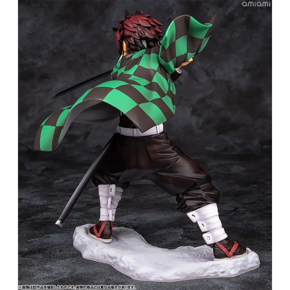 19CM Anime Demon Slayer Figure Zouma Monzekoro Holding Sword Anime Model Toy Gift Collection Decoration Ornament PVC