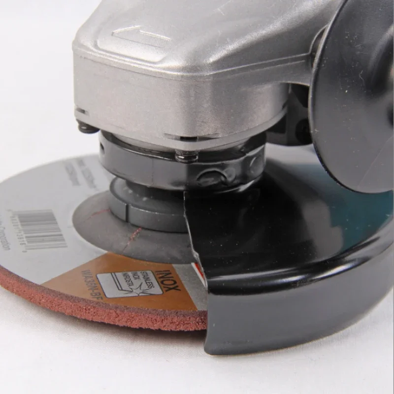 MAKITA  9558HNR High Power Angle grinder 840W 11000RPM Polishing Grinding Machine 125mm