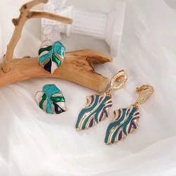 Enamel Green Plant Leaf Clip on Earrings for Women Summer Fashion Statement Non Pierced Earrings Wholesale jewelry Party Gifts