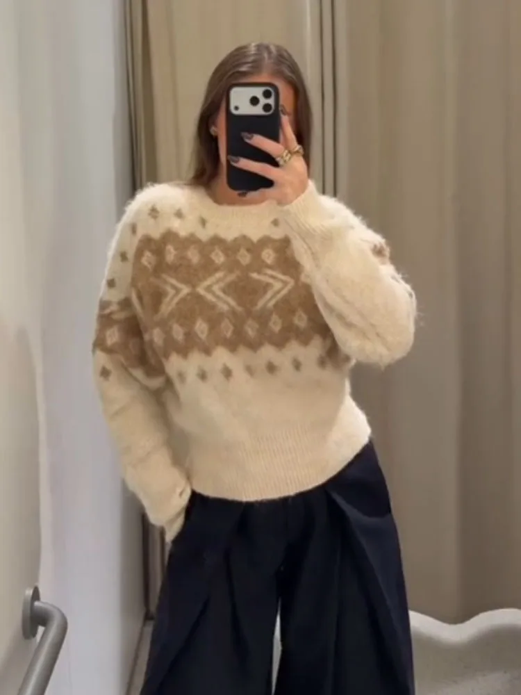 

HH Women Winter Fashion Versatile Crew Neck Rubber Effect Jacquard Sweater Female Casual High Street Long Sleeve Pullover Top