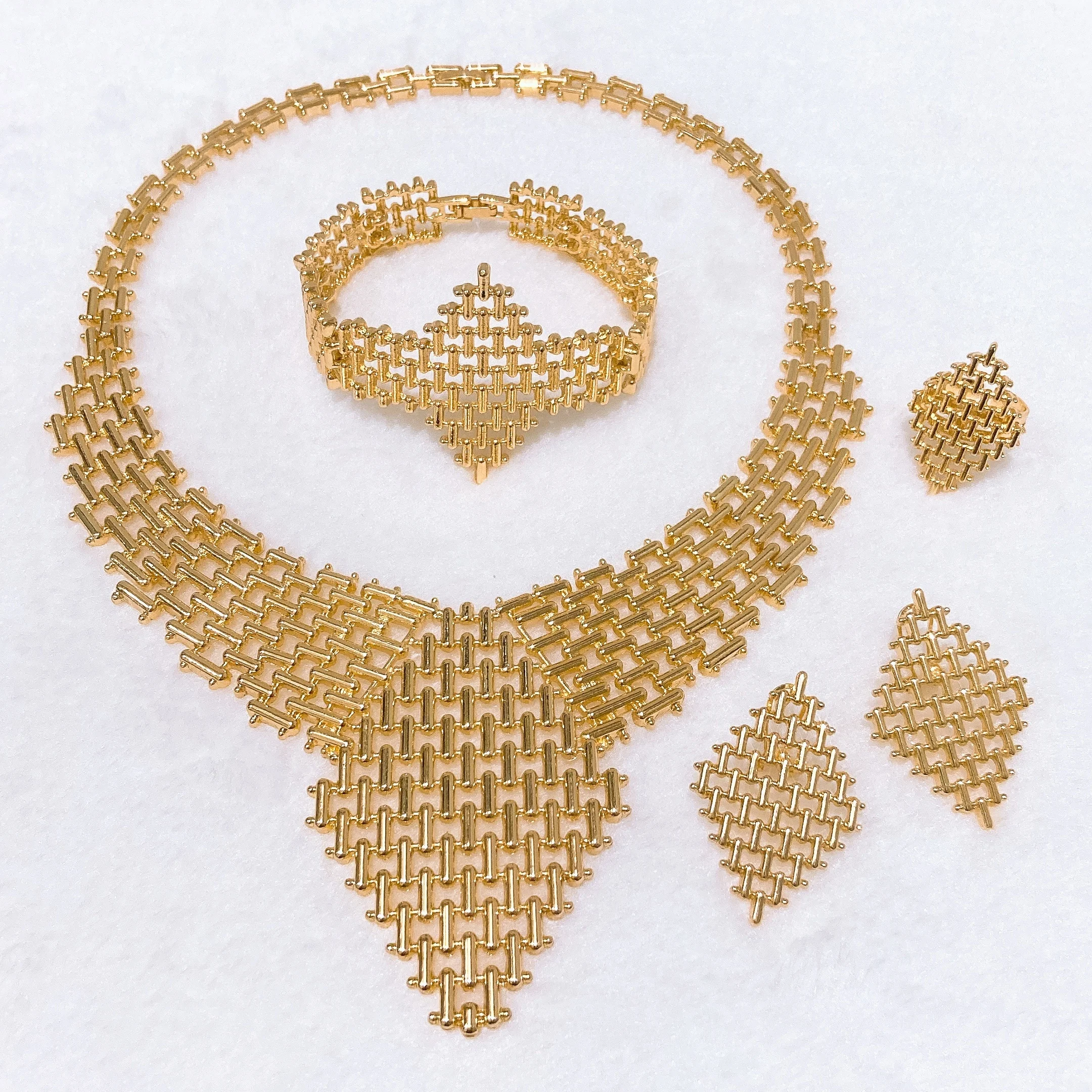 Simple Unique Three Tone Hollow Italian Jewelry set Textured Fine llaveros Collar Pulseras pin Pendient tentacles Anillo 4PC Set
