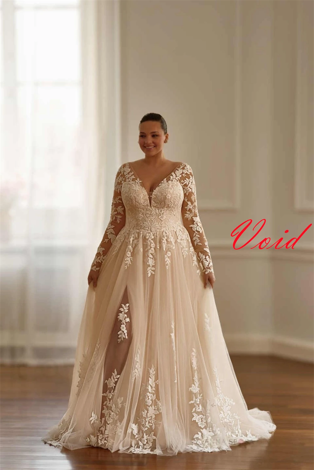 

Customized White Tulle Bridal Gowns Elegant V-neck Long Sleeves Wedding Dresses Chapel Train Zipper Back Vestido De Novia