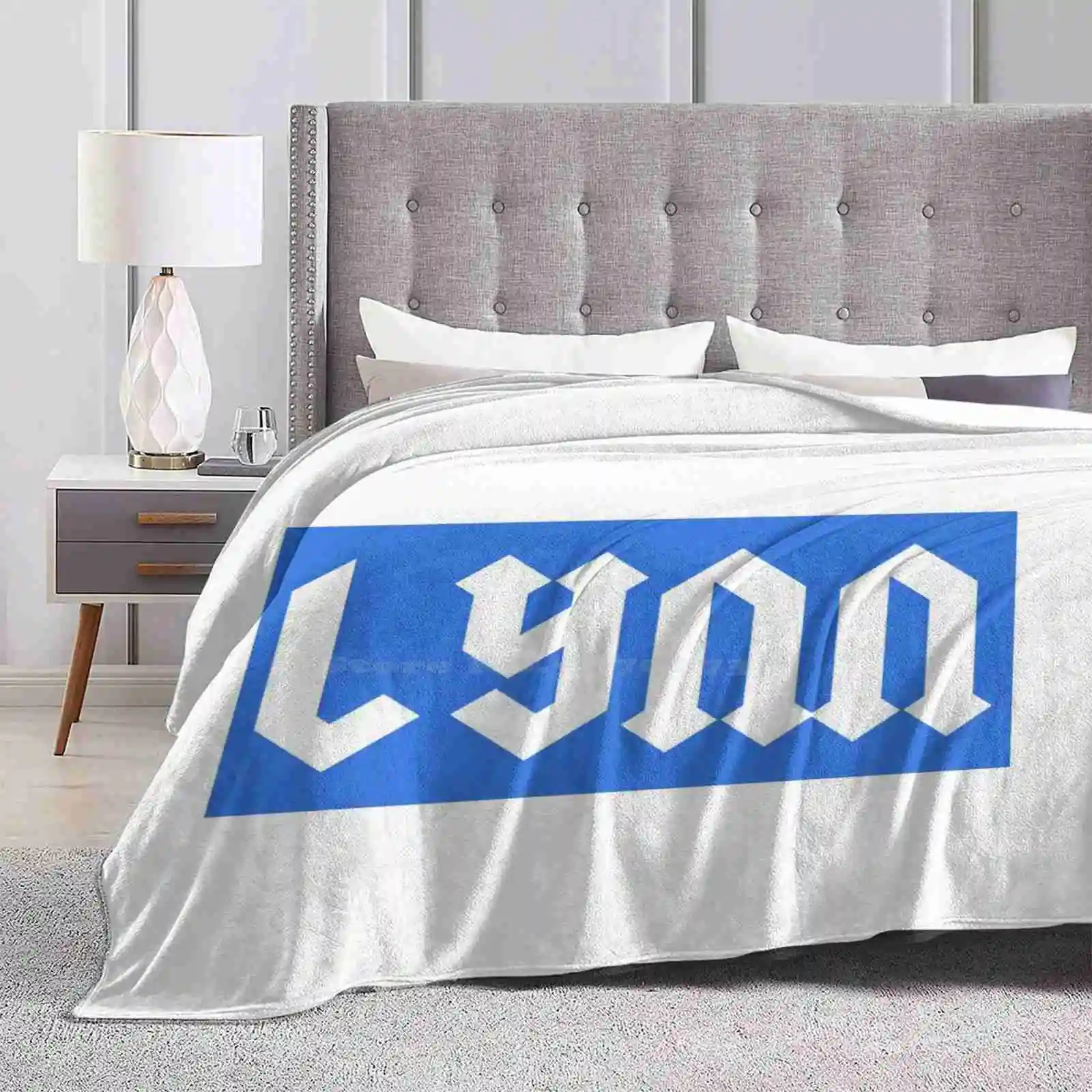 Lynn University Latest Super Soft Warm Light Thin Blanket College School Tailgate Game Day Lynn University Fighting Knights