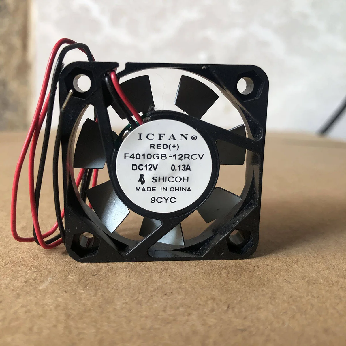 ICFAN F4010GB-12RCV 12V 0.13A 4010 Metal Blade High-Temperature Resistant Cooling Fan