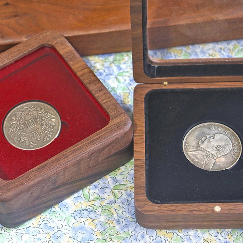 

Copper Coin Storage Box Travel Flip Cover Commemorative Coin Collection Box Dustproof Portable Transparent Cover Badge Retro Box