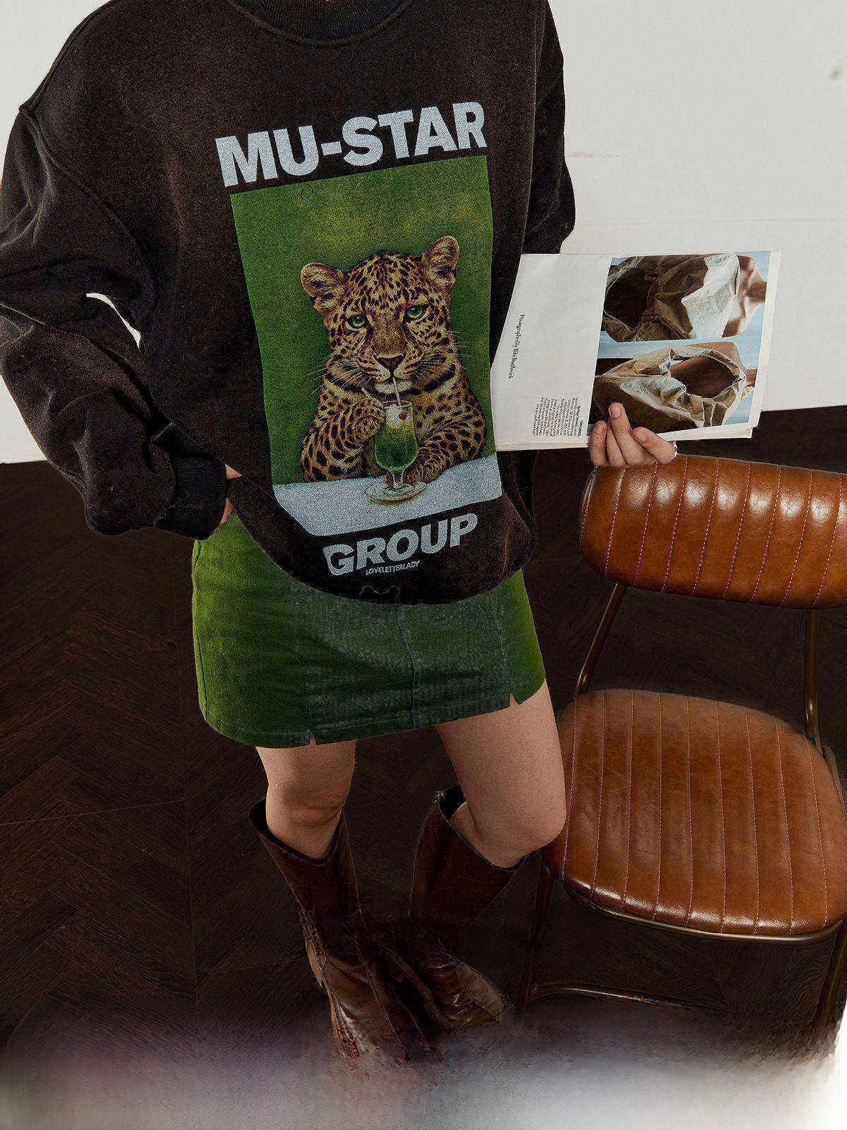 

Loose Fit Women's Fleece Lined Hoodie Green Juice Print Casual Long Sleeve round Neck Sweatshirt Comfortable Spring New Arrival