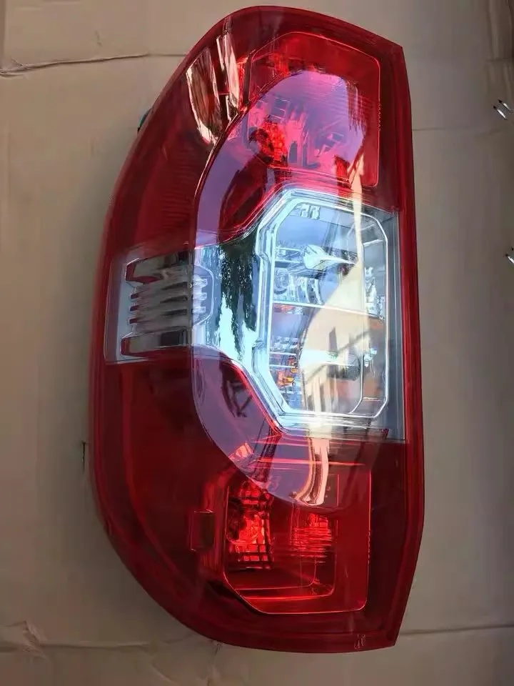 

C 00047650 Задний фонарь Задний фонарь левый или правый для SAIC LDV MAXUS T60 T70 EV30 EV30L