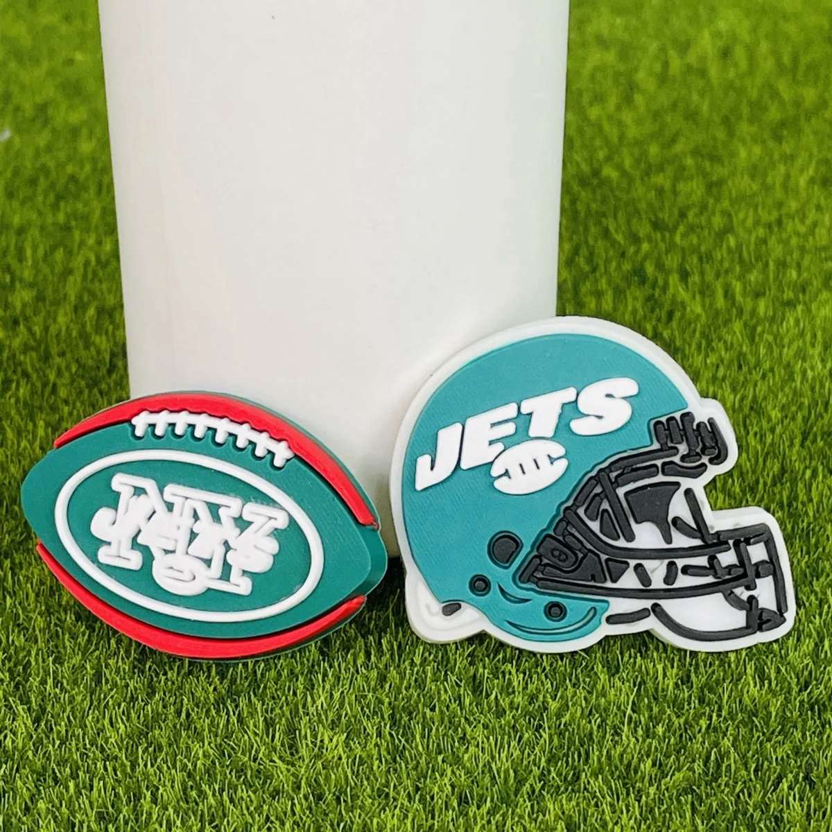7PCS Football Shoe Charms for Clog Sandals, Sports Shoe Charms Football Team for Birthday Party Gifts