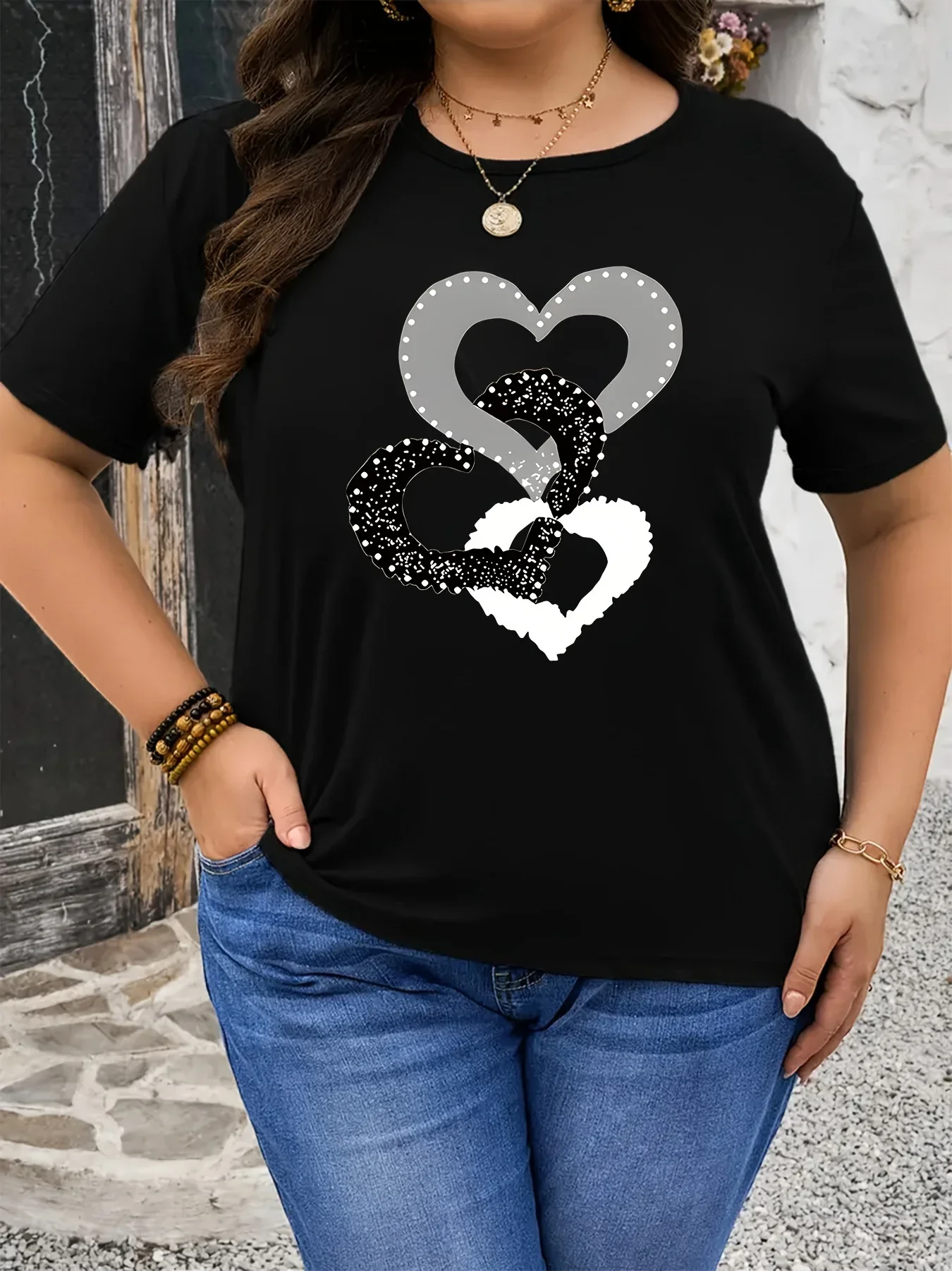 Camiseta informal negra con estampado de corazón para mujer, Top de manga con cuello redondo para Harajuku, ropa informal de manga corta para mujer