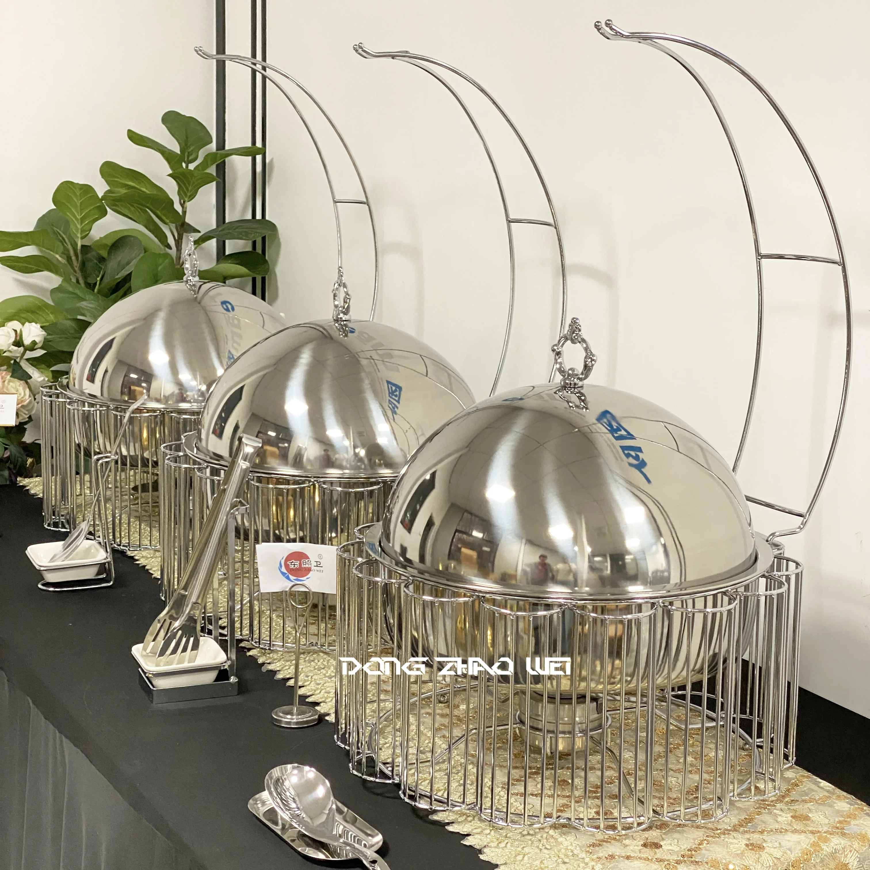 New Design Arabian Modern Party Use Luxury Round Cheffing Dishes for Catering Metal Stainless Steel  Chafing Dish Buffet Set