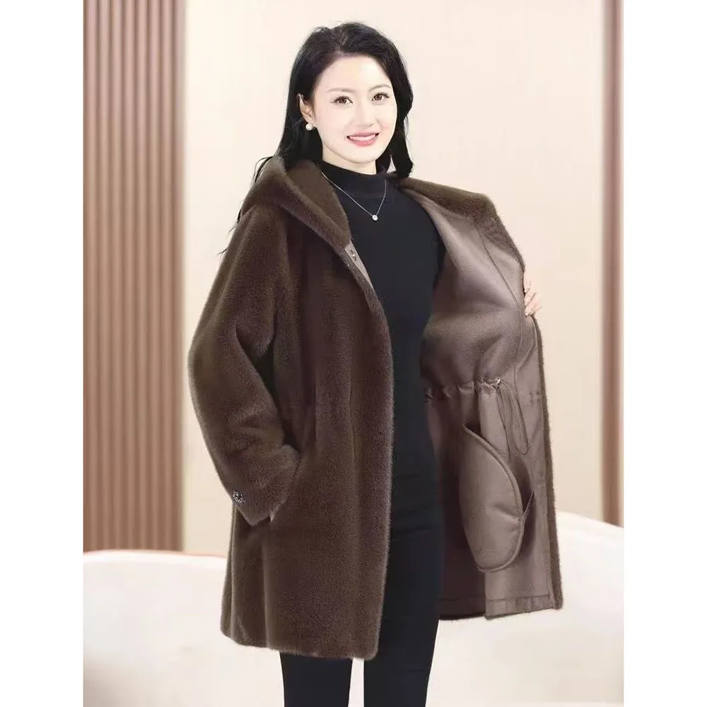 Women Winter Fur Coat New Middle-aged Mother Long Thicken Warm Faux Fur Outerwear High End Female Fox Fur Collar Jacket