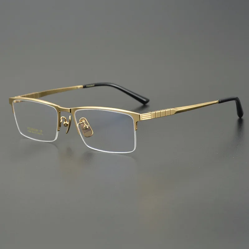 

IP Plating Titanium Myopia Frame Male Half-frame Spring Leg Short Frame with Degree Color Change Business Casual Small Size.