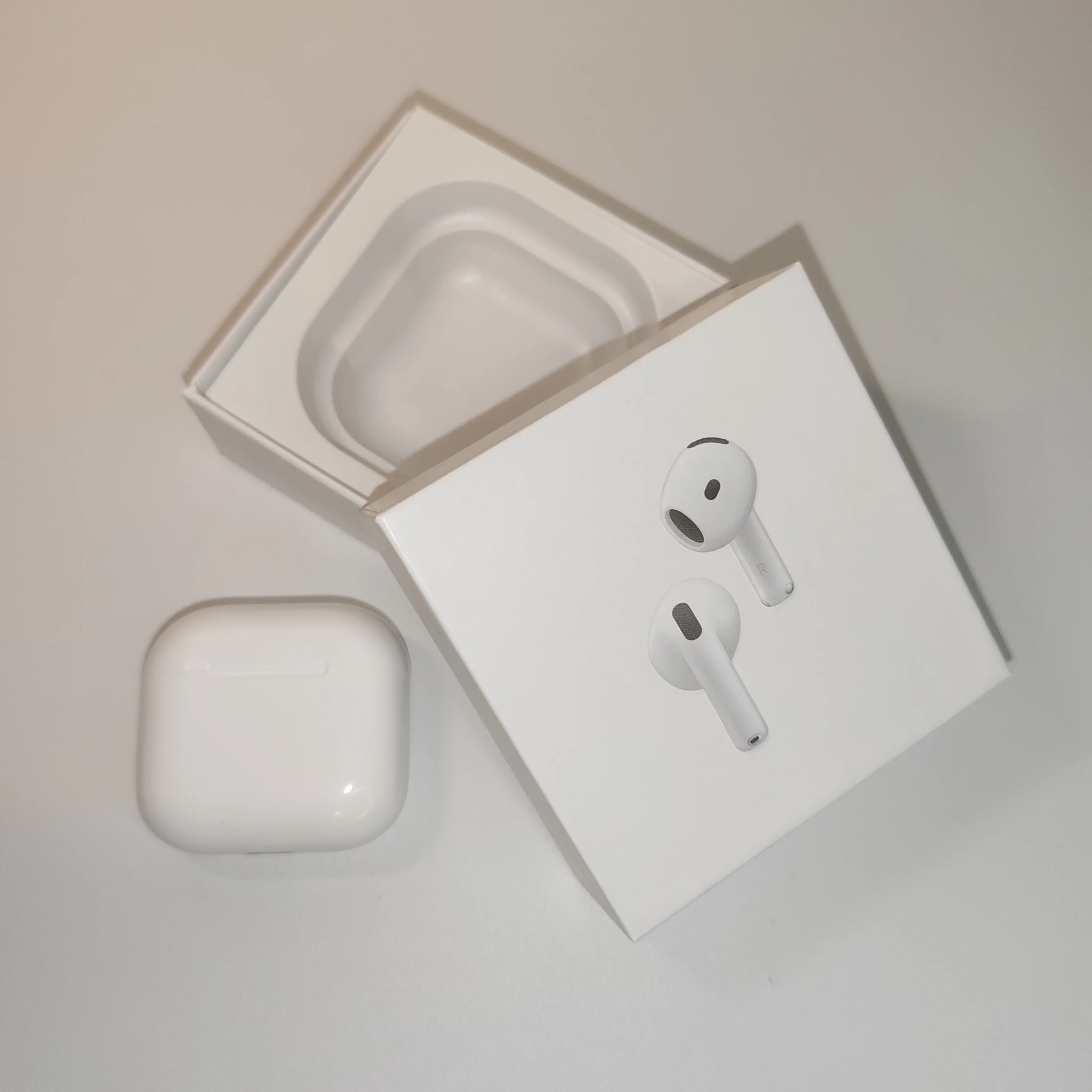 سماعة بلوتوث الجيل السابع لـ Anthem Pods4 7th Generation سماعة رأس بخاصية البلوتوث سماعة رأس بخاصية البلوتوث عالية الجودة