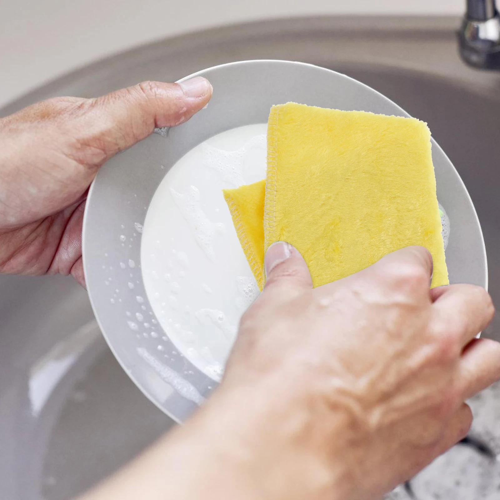 

Super Absorbent Scouring Pad Dish Scrubber Household Scrub Pads For Kitchen Oil Stain Removal Lightweight Non-Scratch